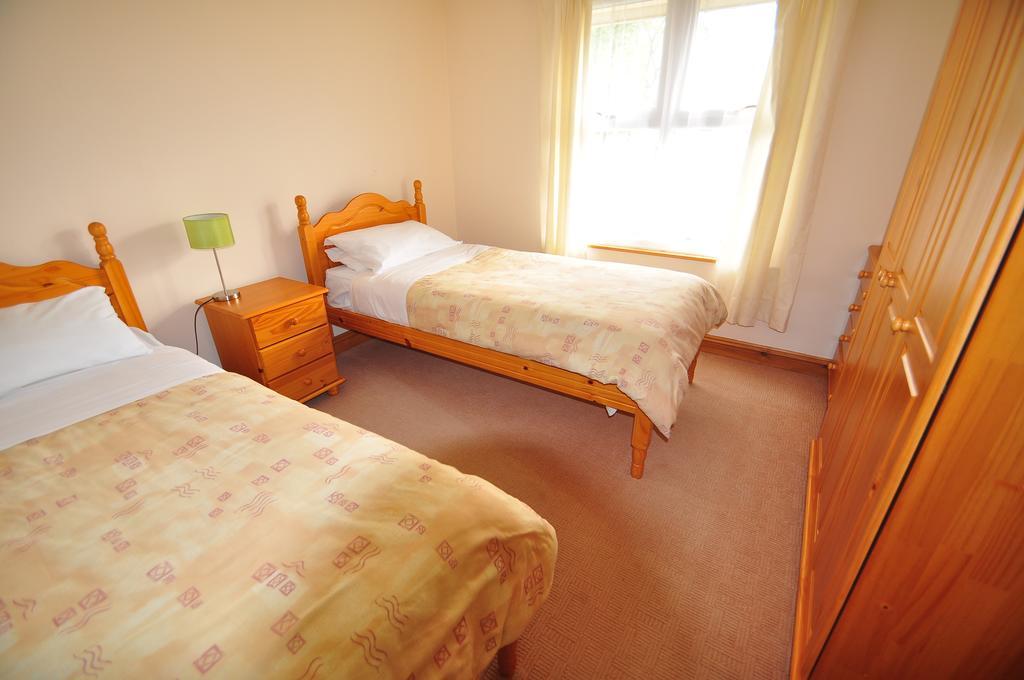 Warrens Village Motel And Self Catering Clevedon Room photo